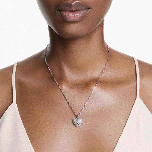 SWAROVSKI Idyllia pendant Image 5 Preview