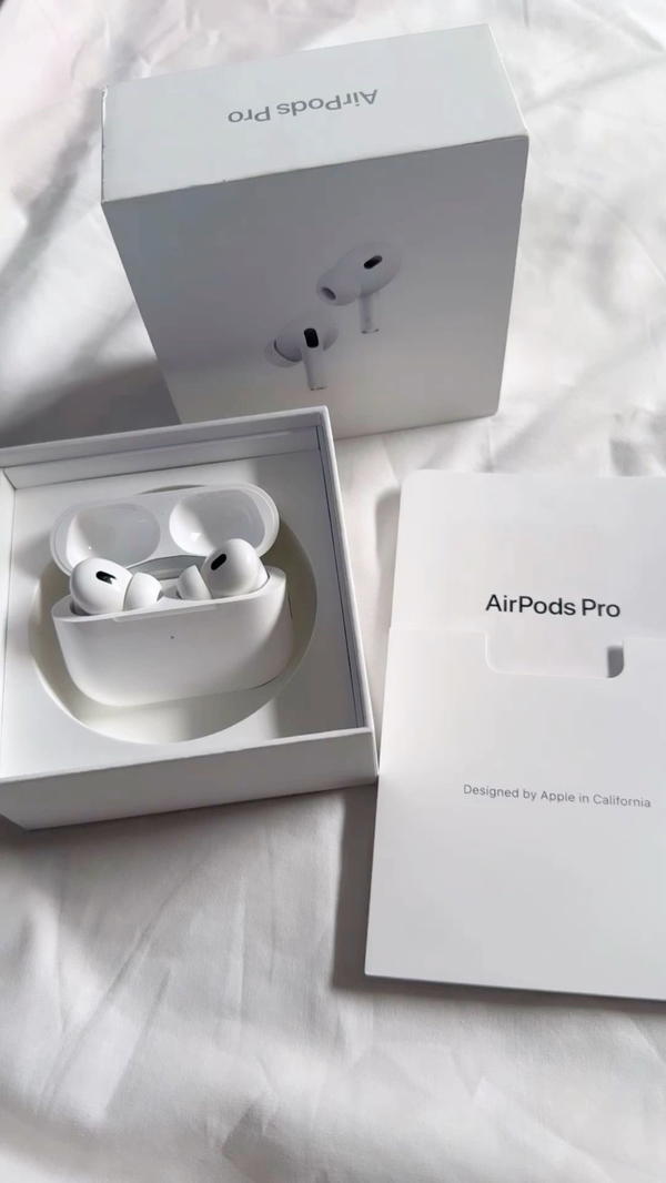 airpods pro Image 1 Preview