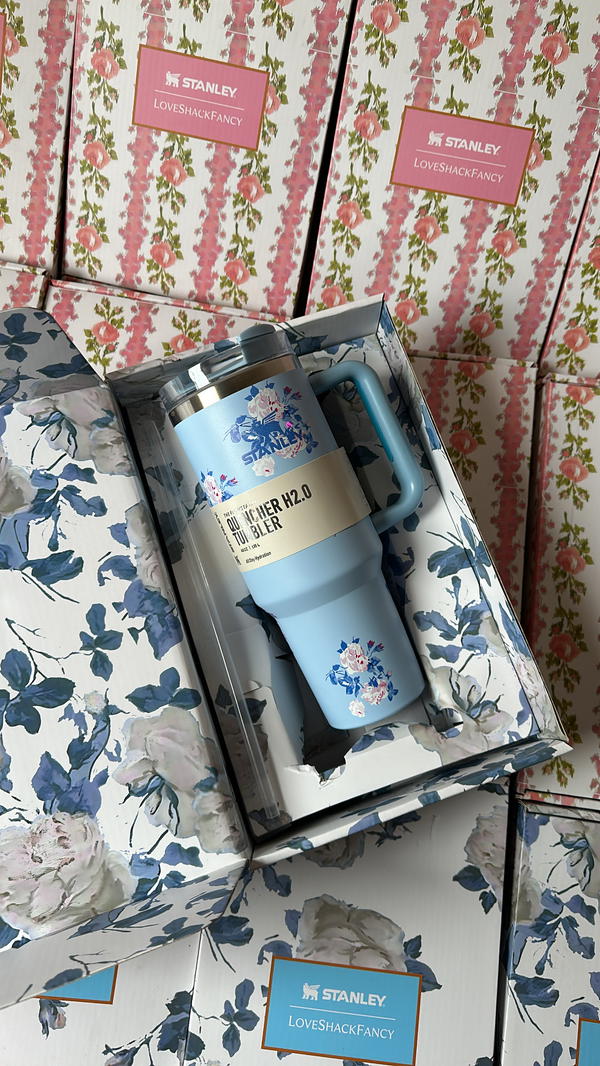 blue stanly box🦋🐬 Image 1 Preview