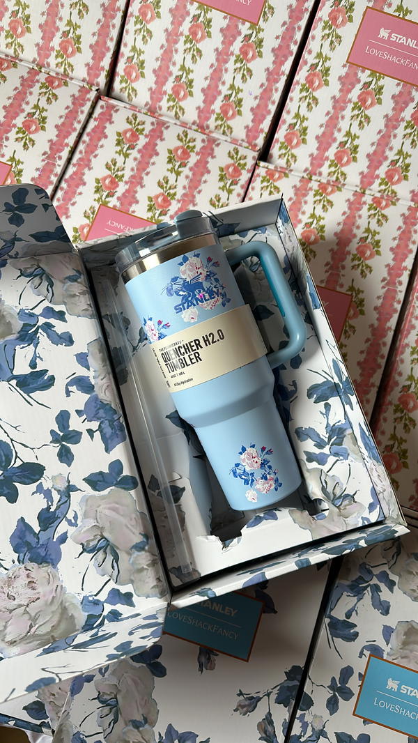 blue stanly box🦋🐬 Image 2 Preview