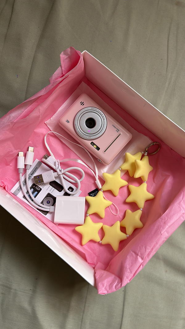 mini pink digi cam box Image 2 Preview