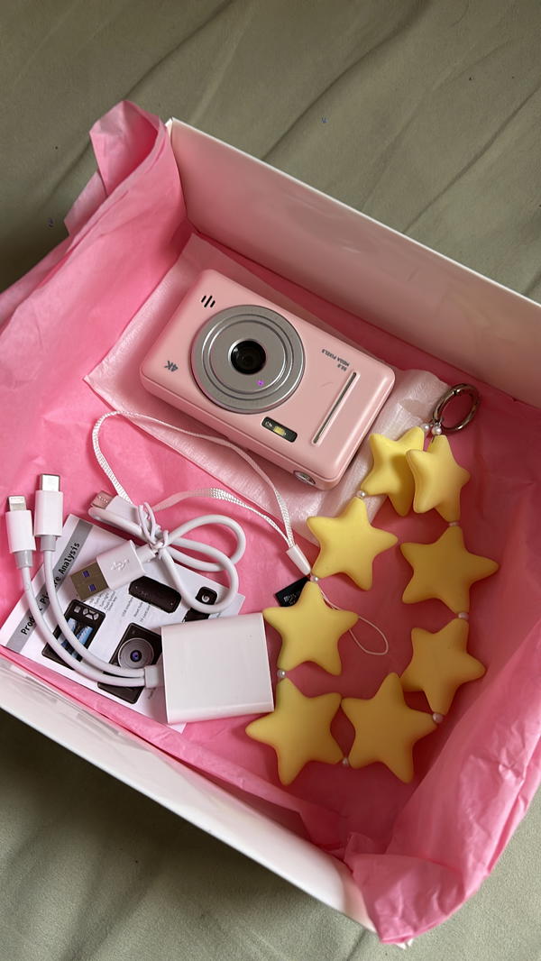 mini pink digi cam box Image 3 Preview