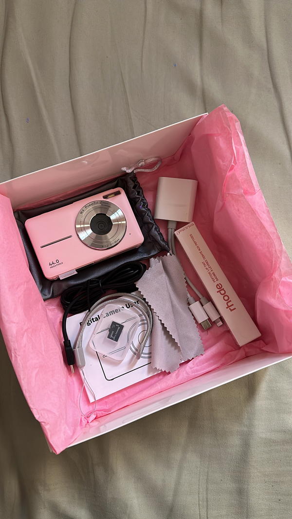pink digital cam box Image 2 Preview