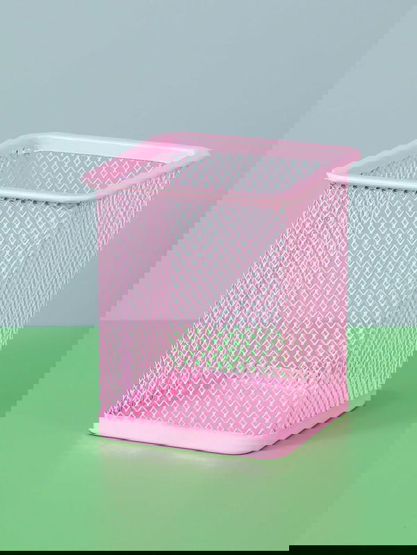مقلمة حديد مربعة🫀 Image 1 Preview