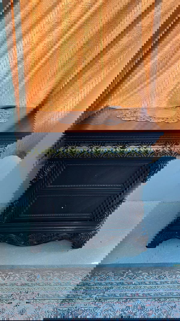 غرفة نوم ملكية فاخرة مستخدم نظيف جدا بسعر مغري  Image 8 Preview