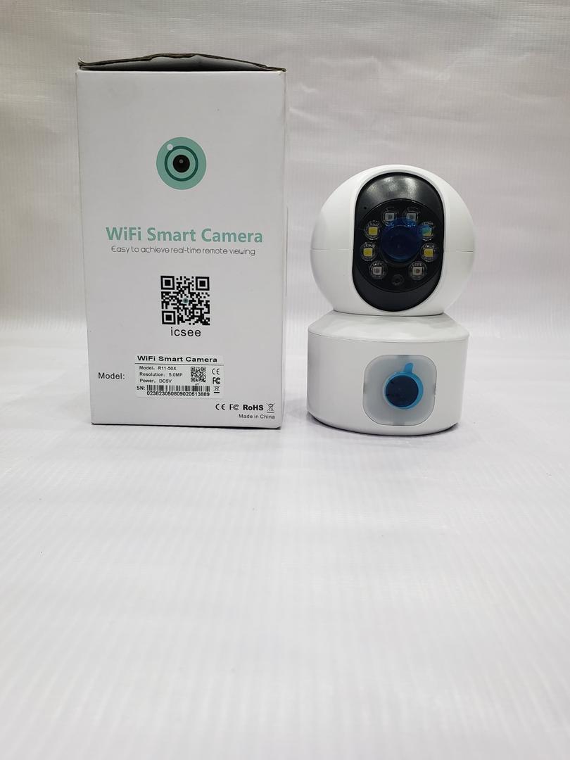 كاميرا مراقبة ذكية WiFi Smart Camera – متوفرة الآن في متجر يمن بلازا*كاميرا متطورة لمراقبة المنزل أو المكتب عن بُعد، بجودة عالية وسهولة في التثبيت والاستخدام. Preview Image