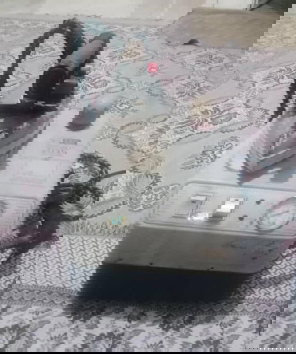 معدات خياطة صناعية متكاملة بحالة ممتازة Image 2 Preview