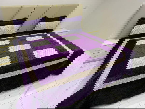 معنا إجعل غرفة نومك أكثر أناقة وراحة! وصل الموديل الجديد الفاخر بقماش مخملي ناعم ومميز جداً! Image 1 Preview