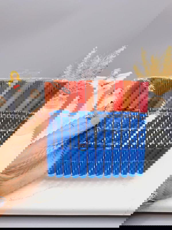 قلم. شفة + فرشة  Image 1 Preview