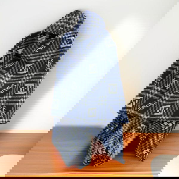 شال كاب FENDi  Image 1 Preview
