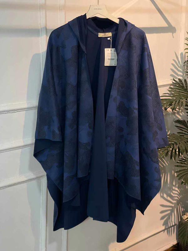 شال كاب Gucci  Image 1 Preview