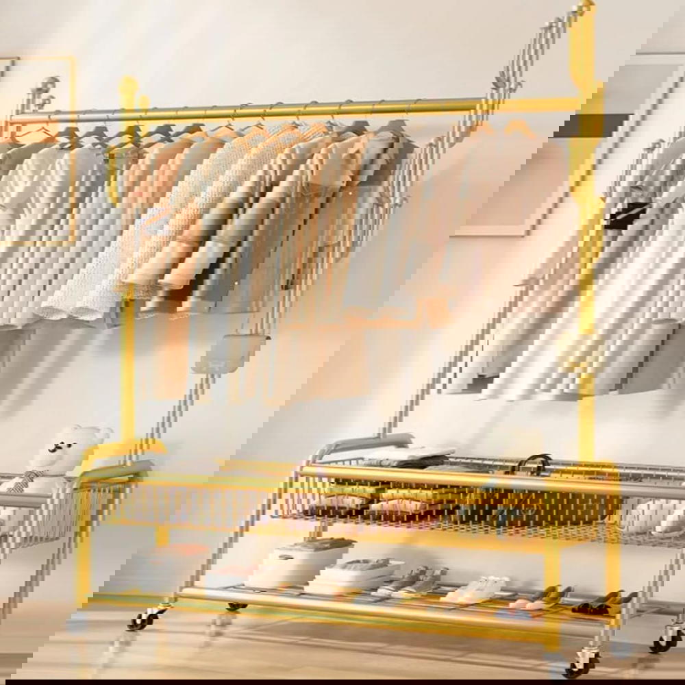 ستاند ملابس ذهبي Preview Image