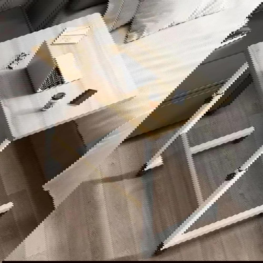 طاولة متحركة Preview Image