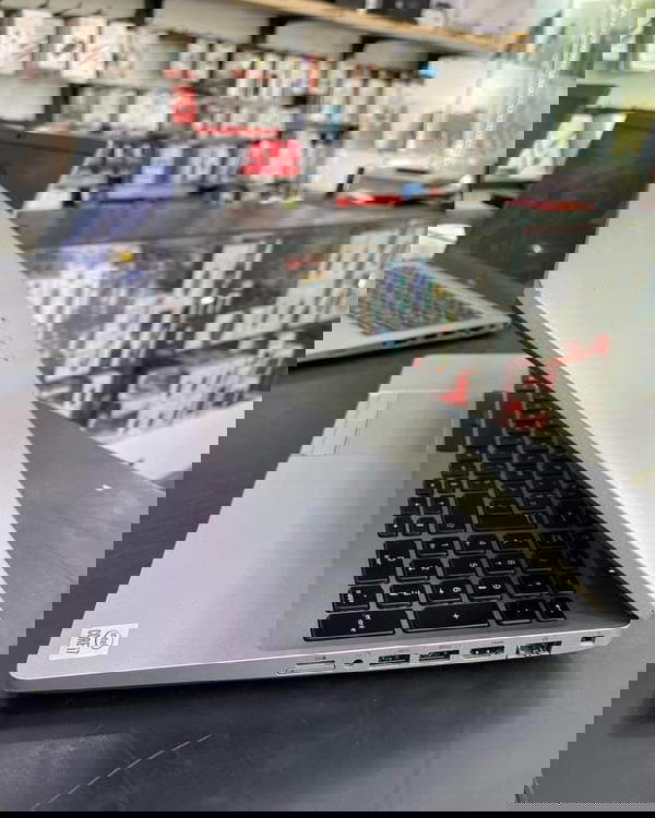 DELL PRECISION 3551 Image 2 Preview