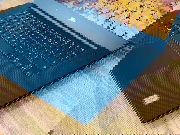 DELL XPS 9560🔥 GTX 1050 Image 2 Preview
