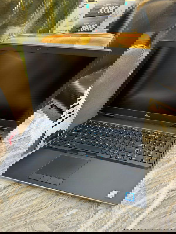 Dell Precision 7530 Image 1 Preview