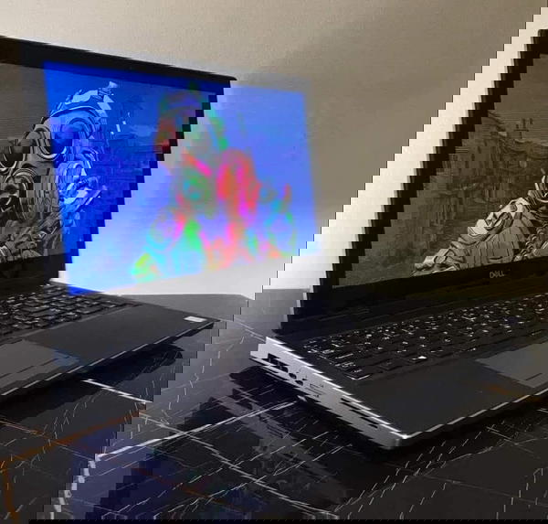 Dell Precision 7540 Image 2 Preview