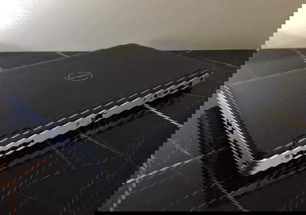 Dell Precision 7540 Image 4 Preview