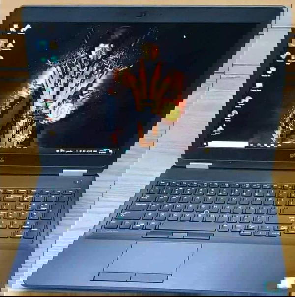 Dell latitude 5570 Image 1 Preview