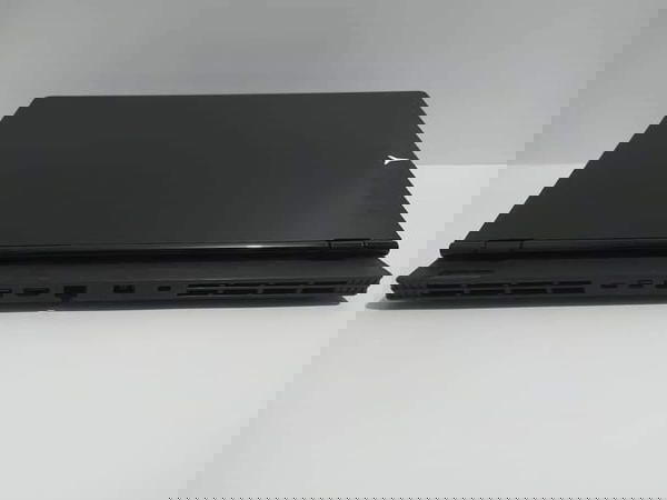 Dell latitude 5570 Image 4 Preview