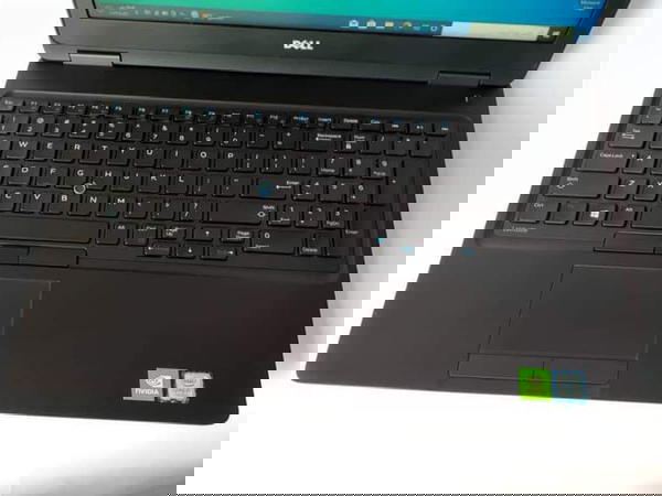 Dell latitude 5580 Image 3 Preview