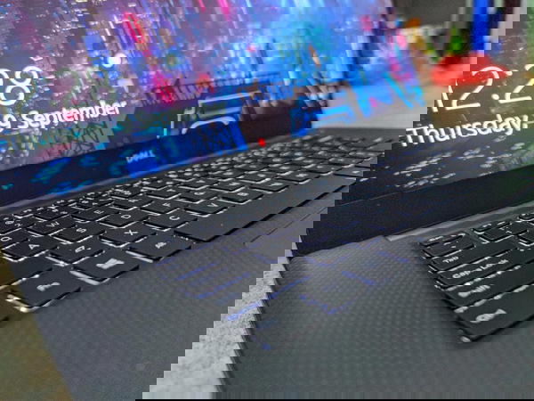 Dell precision 5510 Image 5 Preview