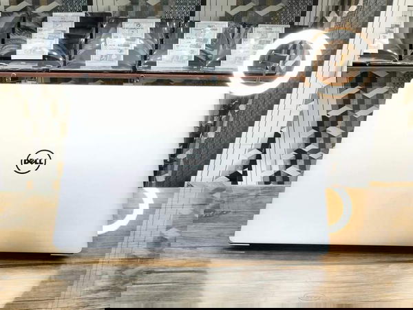 Dell precision 5520 Image 2 Preview
