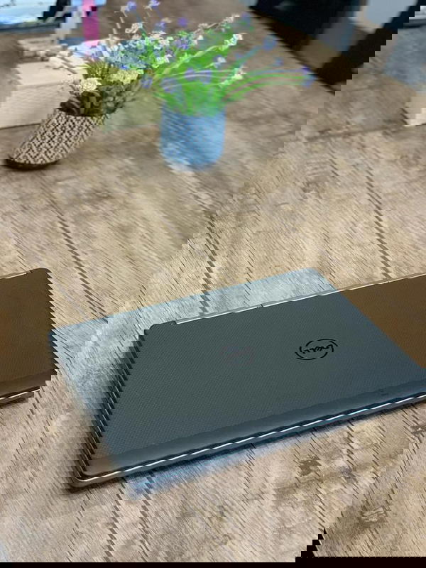 Dell precision 7520 Image 3 Preview